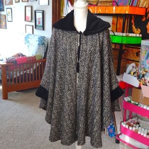 VTG Brown Green tweed open front Cape poncho crushed Velvet sleeves and collar